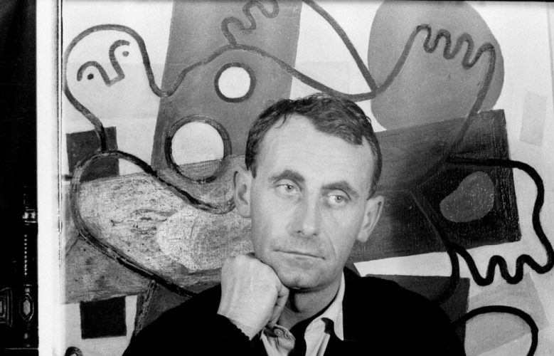 Daniel Wallard devant une version des Plongeurs de Fernand Léger, Touques 1957